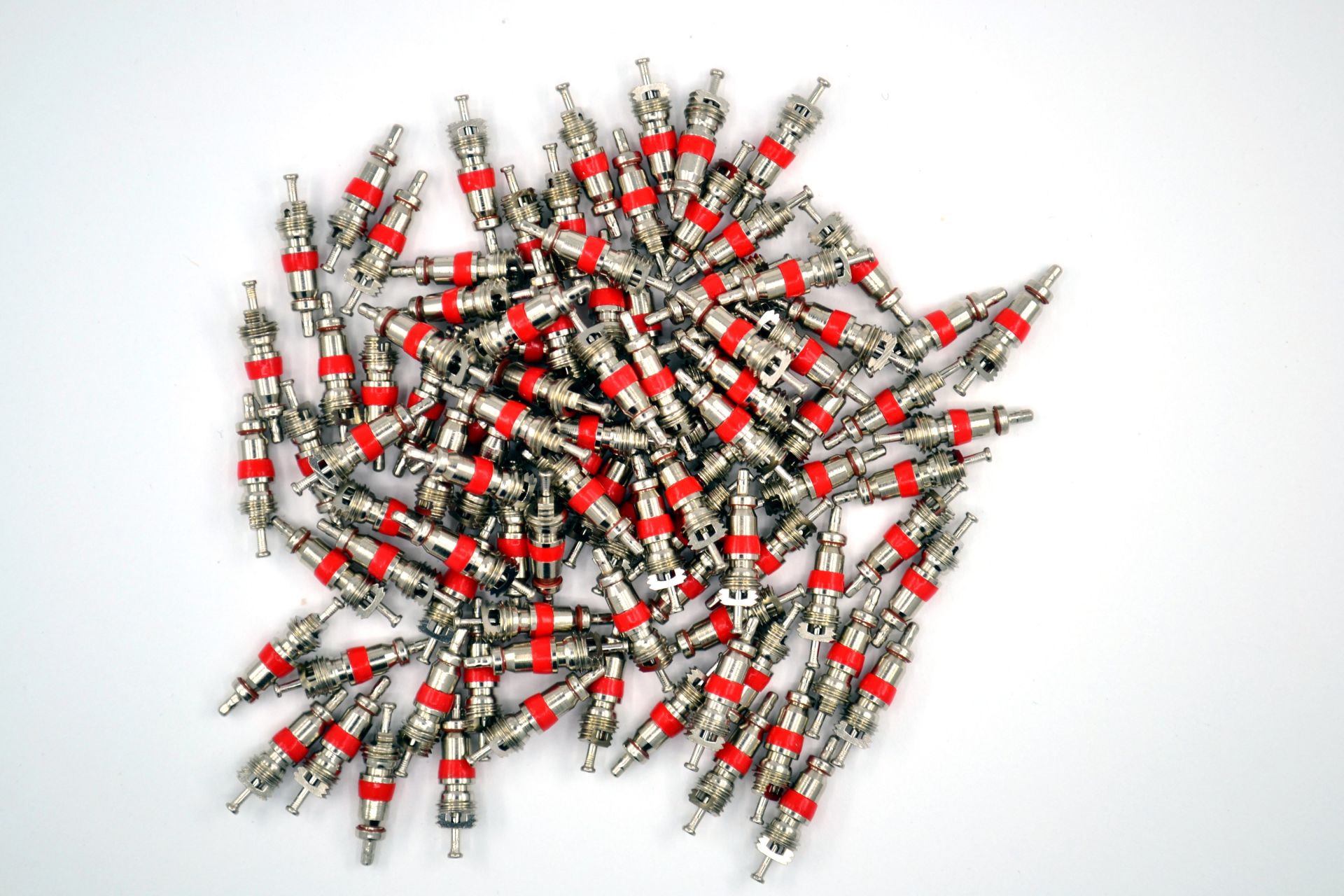 Picture of 100 Adet Kısa Lastik Sibop İğnesi Kırmızı Conta 9001 Prinç Malzeme