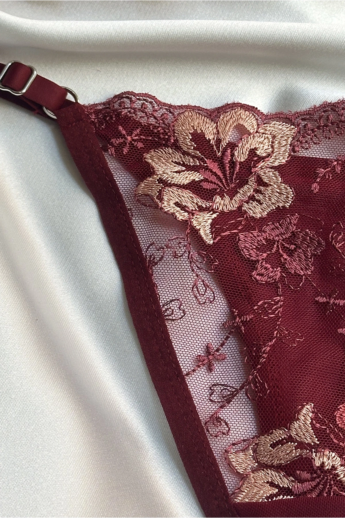 Picture of Burgundy Floral Detailed Underwear