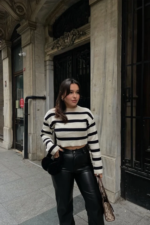 Picture of Black Leather Trousers