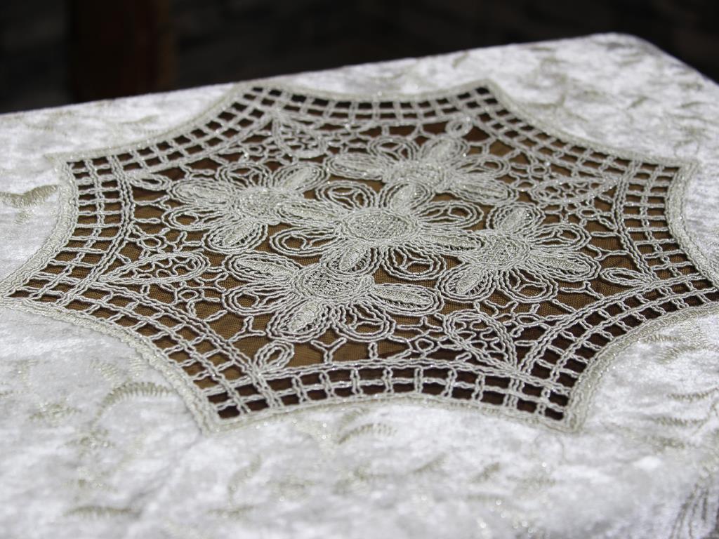 Picture of Suman Kordone Lüx Kadife Nakışlı 5 Parça Salon Takımı Siyah Platin