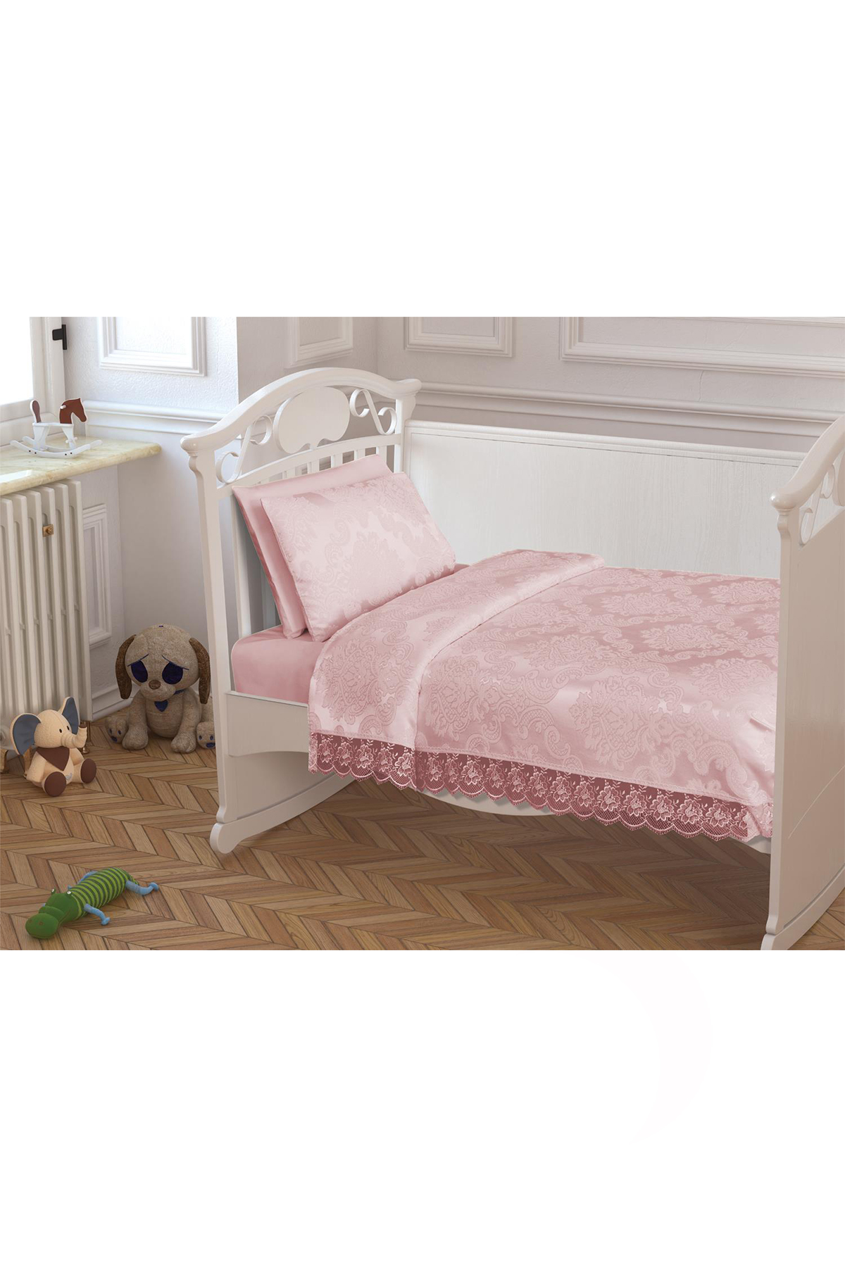 Picture of Çeyizdiyarı Fransız Güpürlü Bebek Pike Takımı Pudra