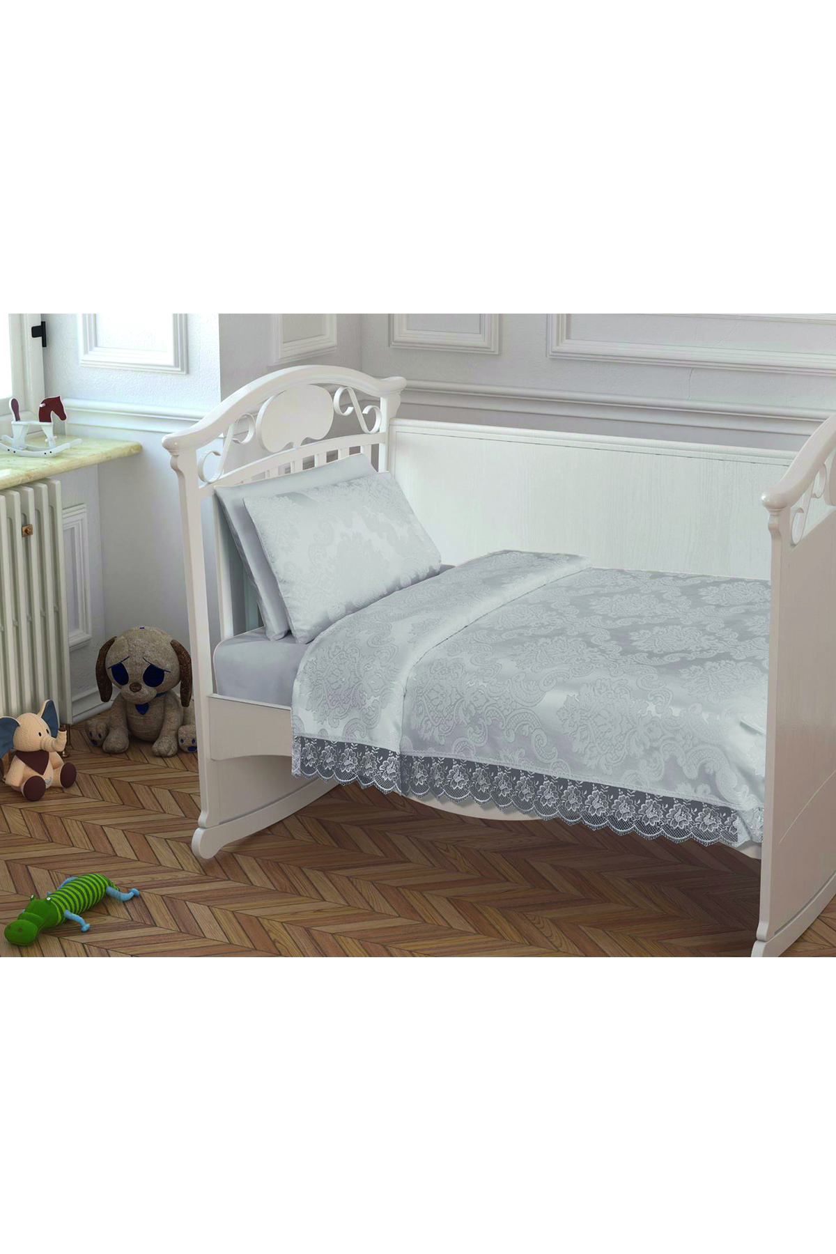 Picture of Çeyizdiyarı Fransız Güpürlü Bebek Pike Takımı Krem