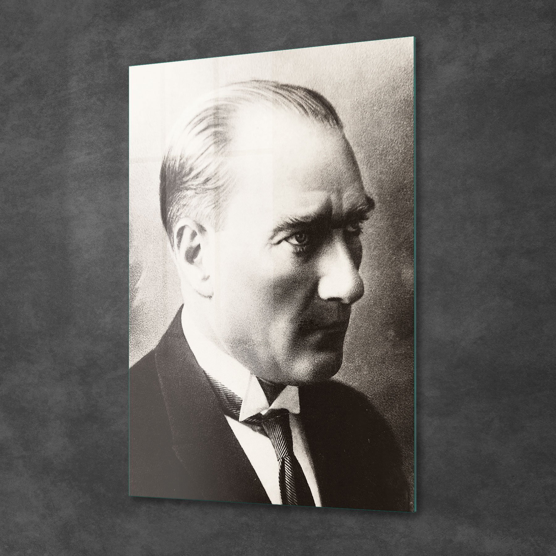 Picture of Decovetro Atatürk Portesi Cam Tablo 70x100 cm