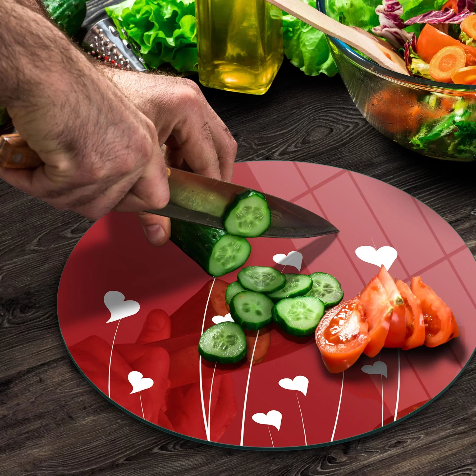 Picture of Decovetro Cam Kesme Tahtası ve Sunumluk Yuvarlak Kırmızı Beyaz Kalp Desenli 30x30 Cm