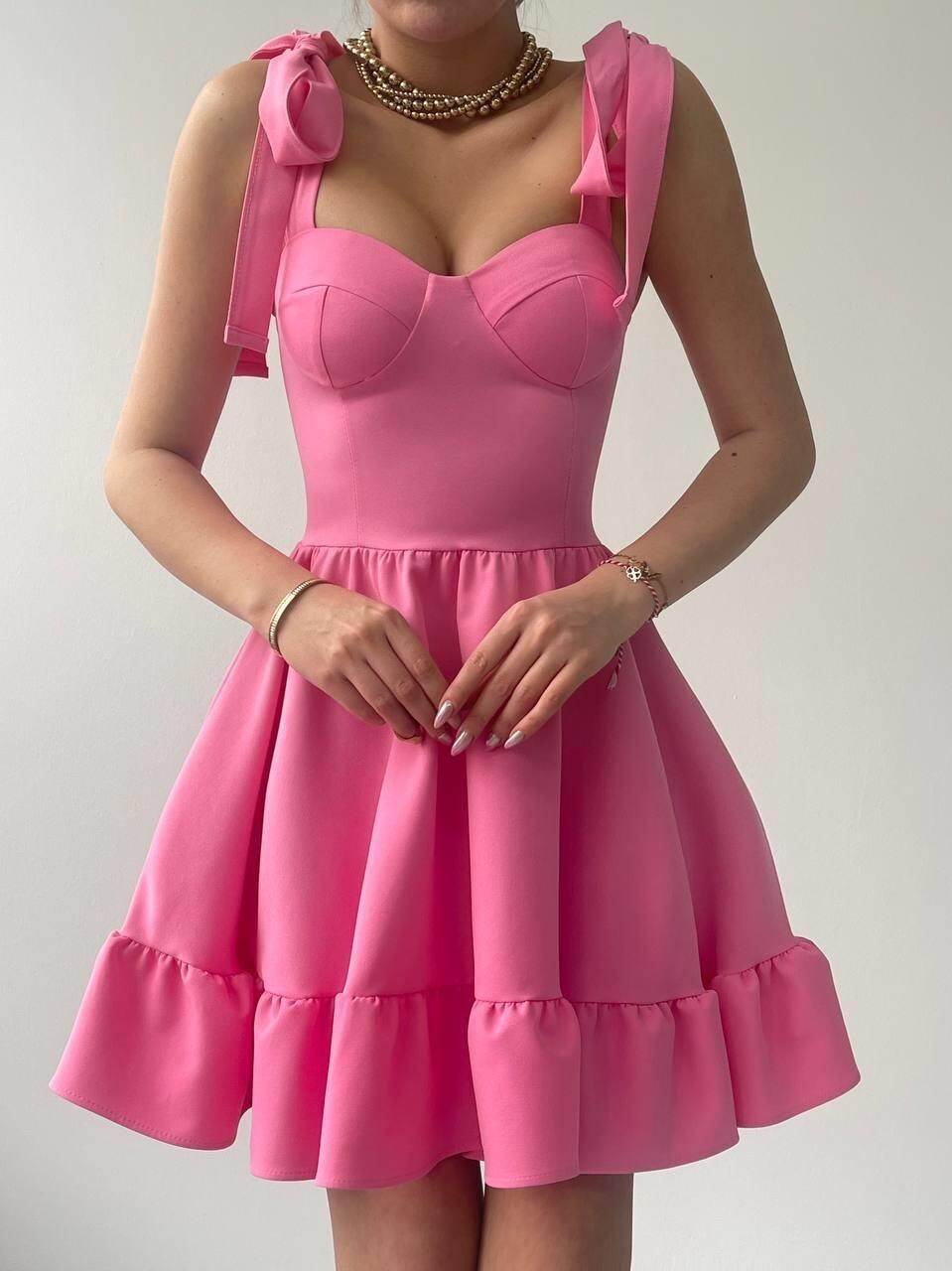 Picture of İP ASKILI BAĞLAMALI ATLAS ELBİSE