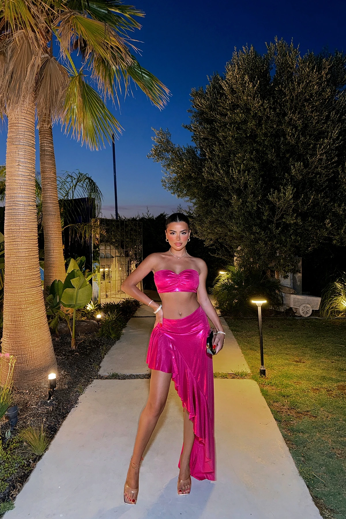 Picture of Fuchsia Shiny Ruffle Set