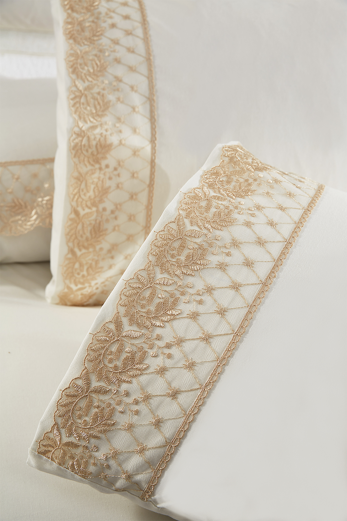 Picture of Fransız Dantelli Suzan Çeyizlik Nevresim Takımı Krem Cappucino