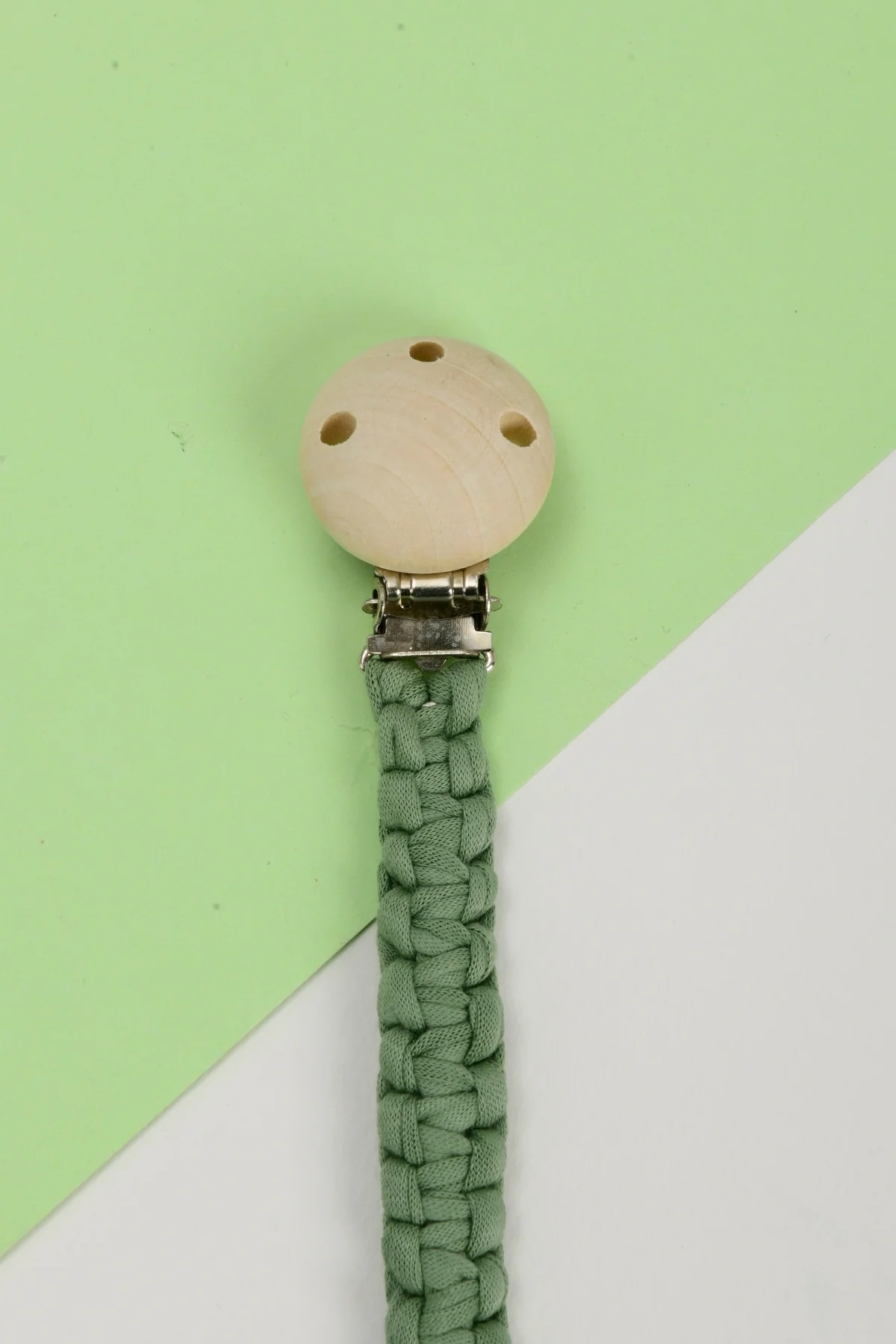 Picture of El Örmesi Doğal Ahşap Emzik Askısı - Düz - Yeşil