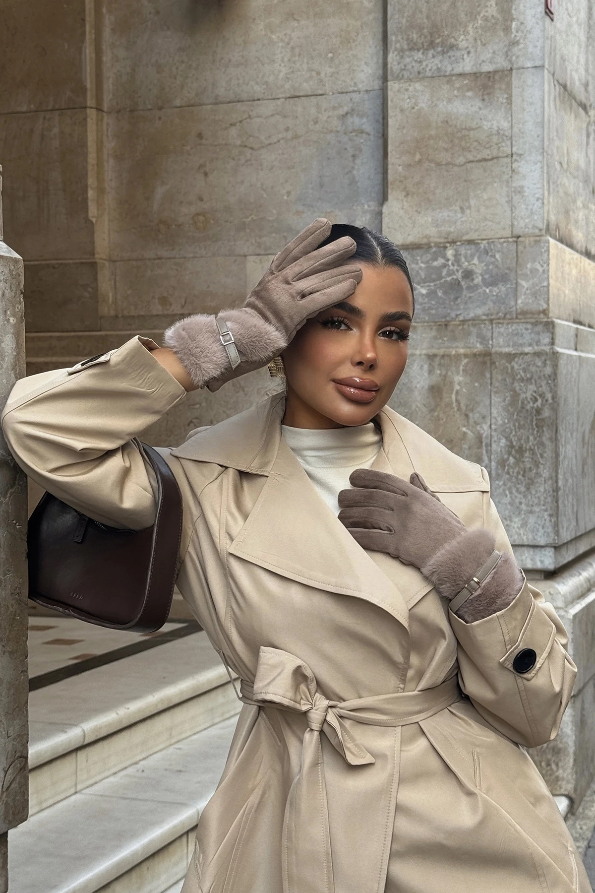 Picture of Cream Fur Belted Gloves