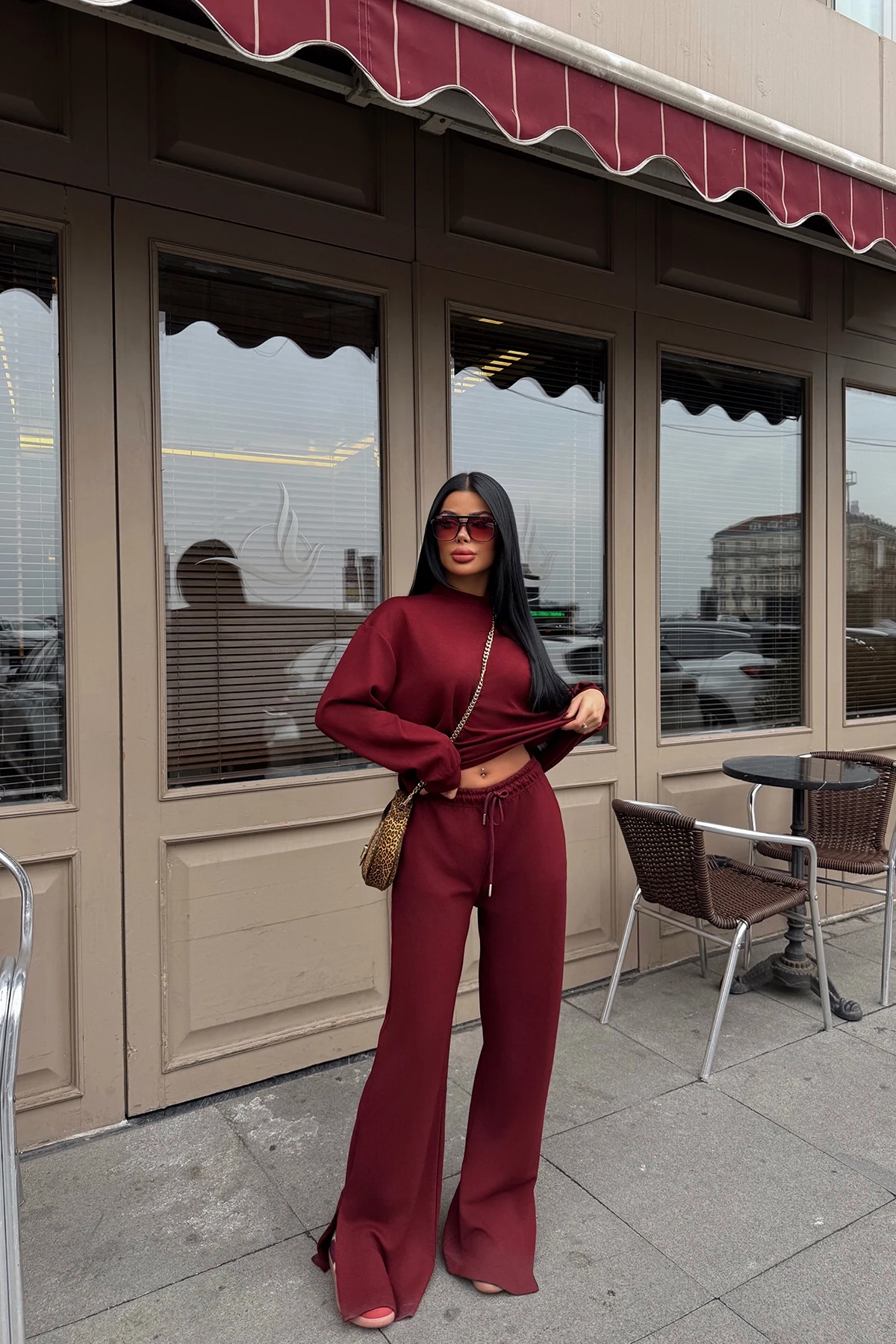 Picture of Burgundy Trousers Suit