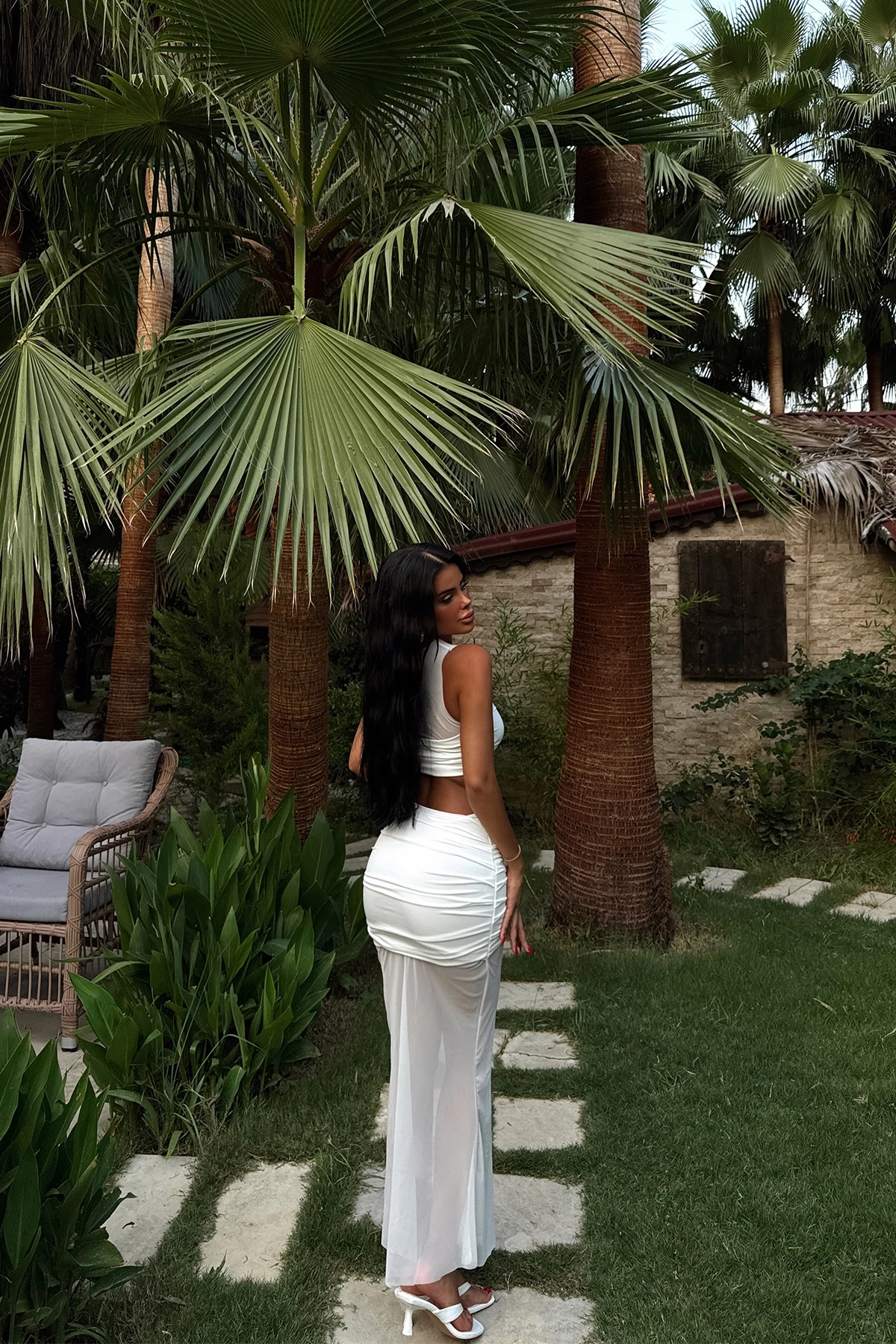 Picture of White Skirt Suit