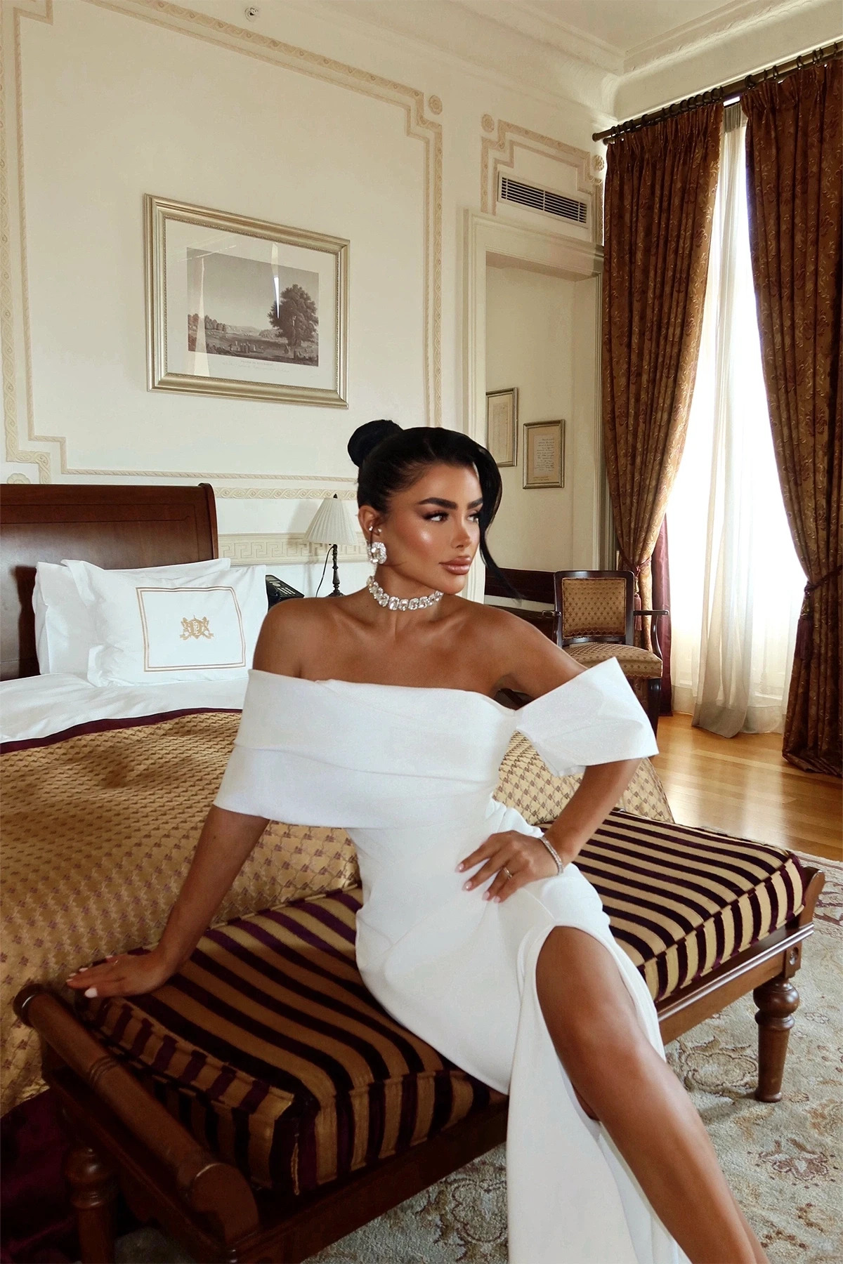 Picture of White Strapless Long Evening Dress