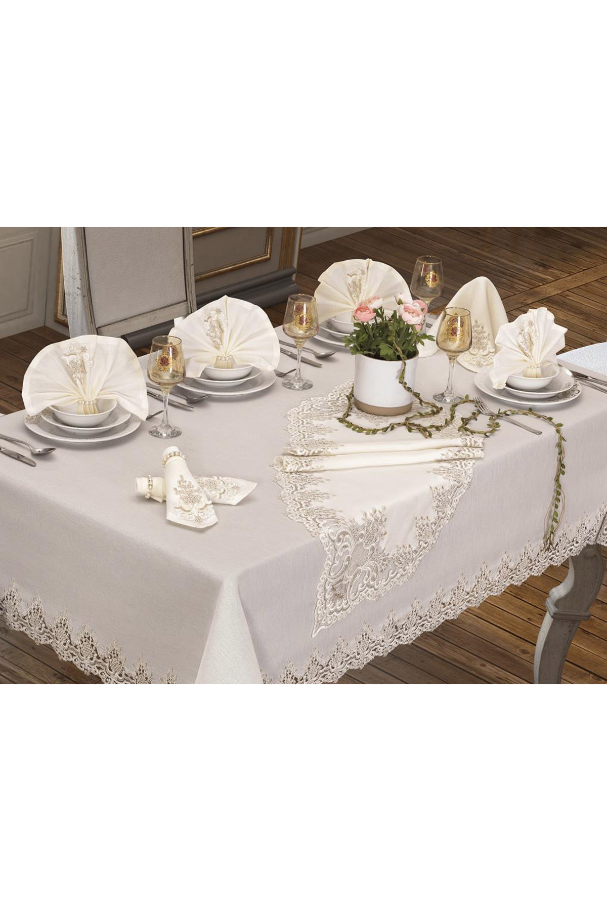 Picture of Sümbül Masa Örtüsü 160x260 Cm 26 Parça Krem