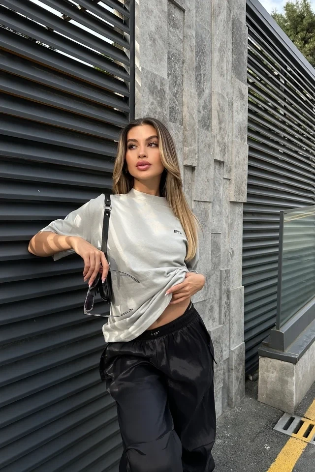 Picture of Stone Front T-Shirt