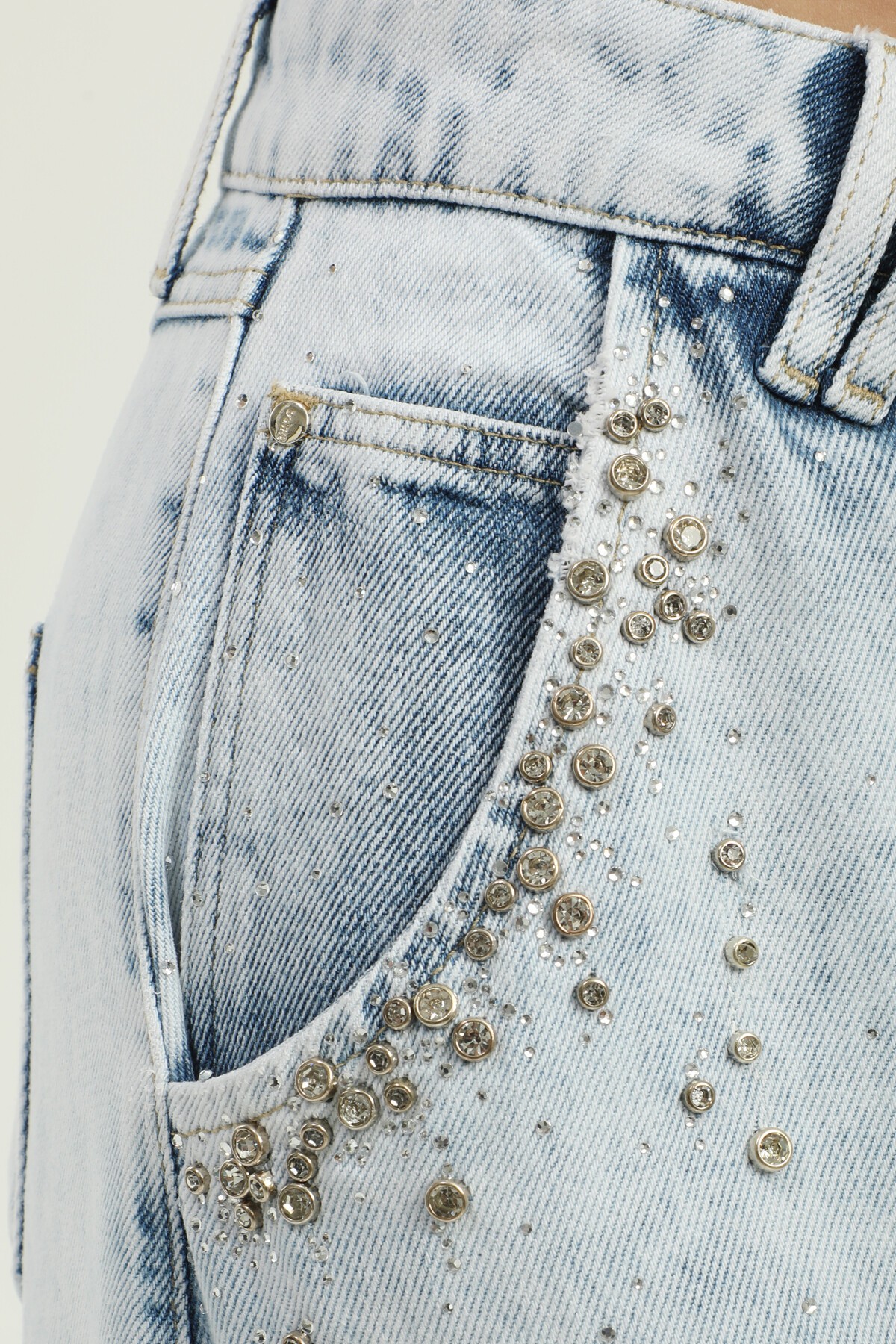 Picture of BATTAL ETEK UZUN CEP AĞZI  DÜĞMELİ