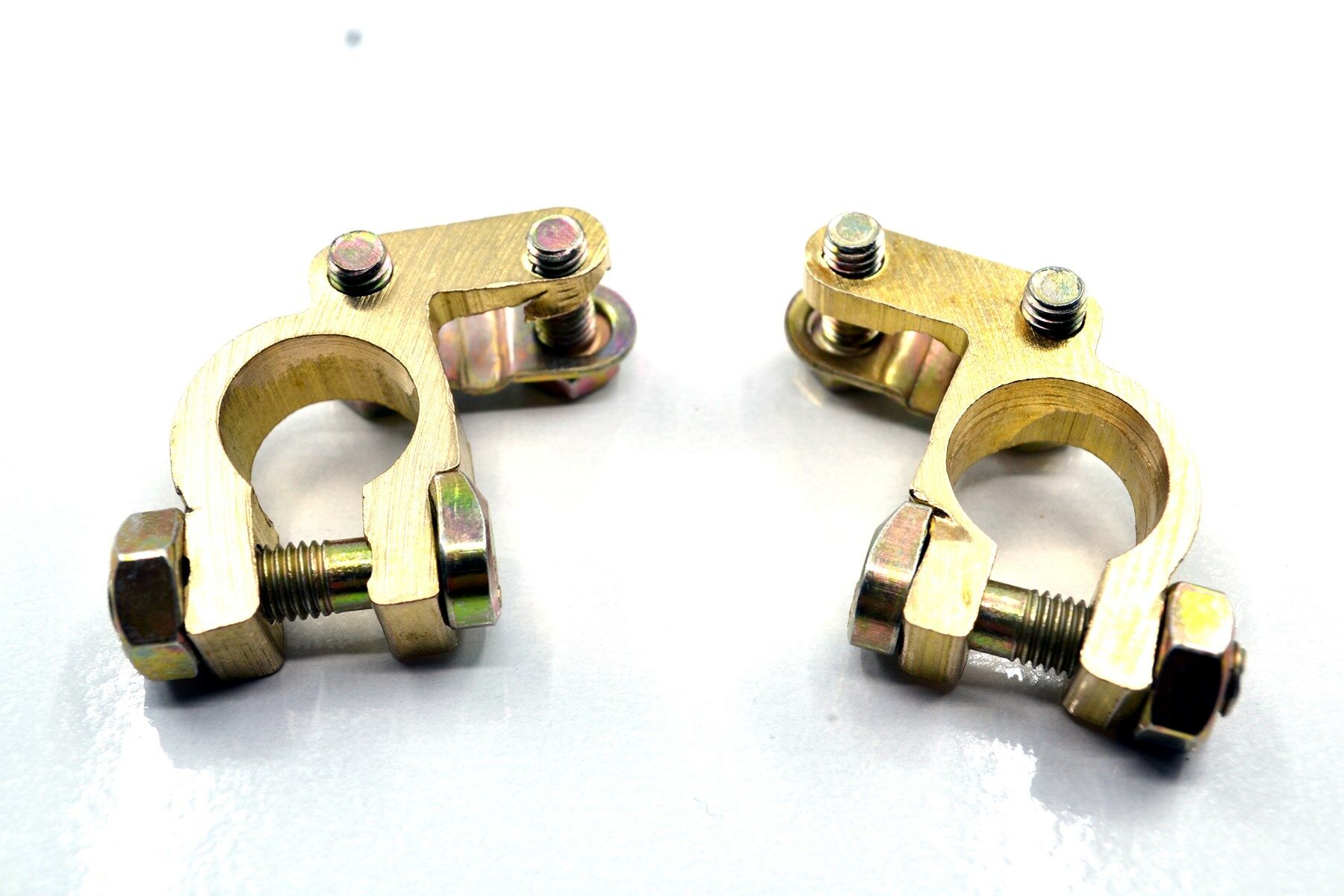 Picture of 1 Takım Akü Kutup Başı Terminali Pirinç Artı Eksi