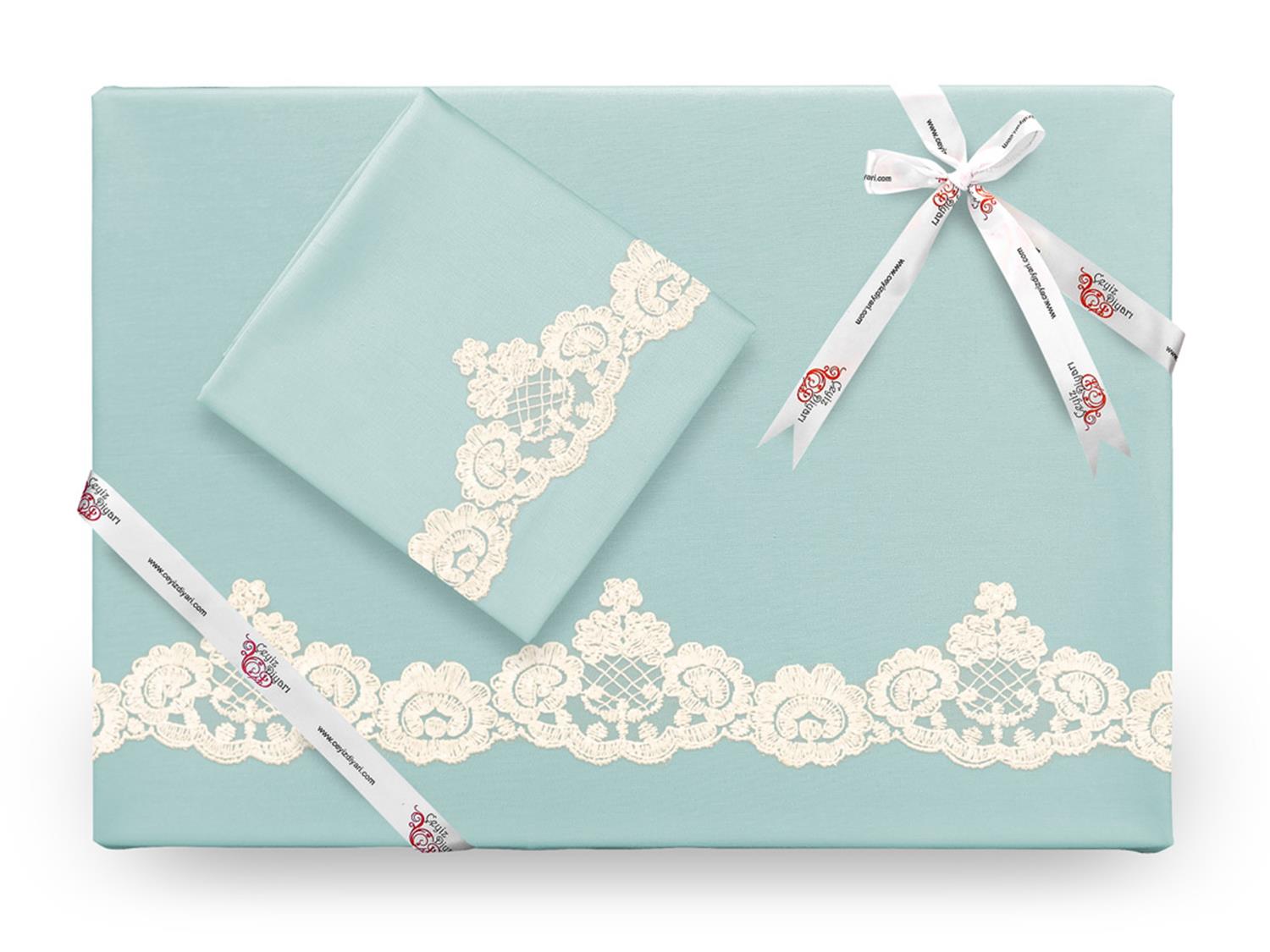 Picture of Çeyiz Diyarı Fransız Güpürlü Servella Nevresim Takımı Nil Yeşili