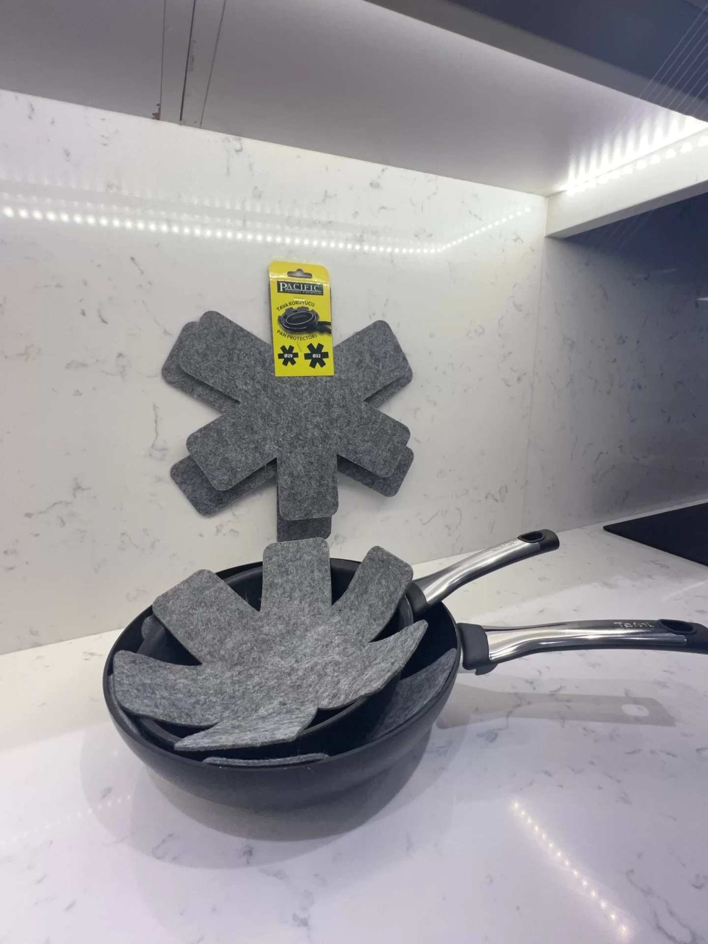 Picture of Tava,Tencere Ve BorCam Koruyucu Çizdirmez Kalın Keçe 2'li Set