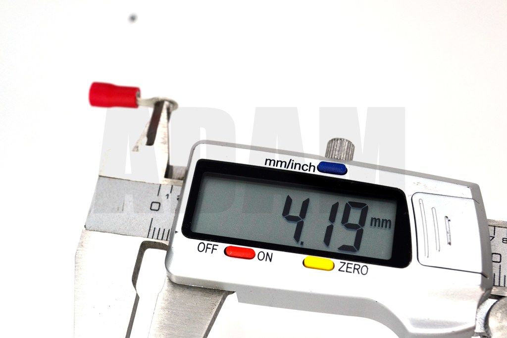 Picture of 200 Adet 0,50-1,50 Bakır Kablo Pabucu Kırmızı M4 Delikli Sıkmalı Sulye MT-SKS4K