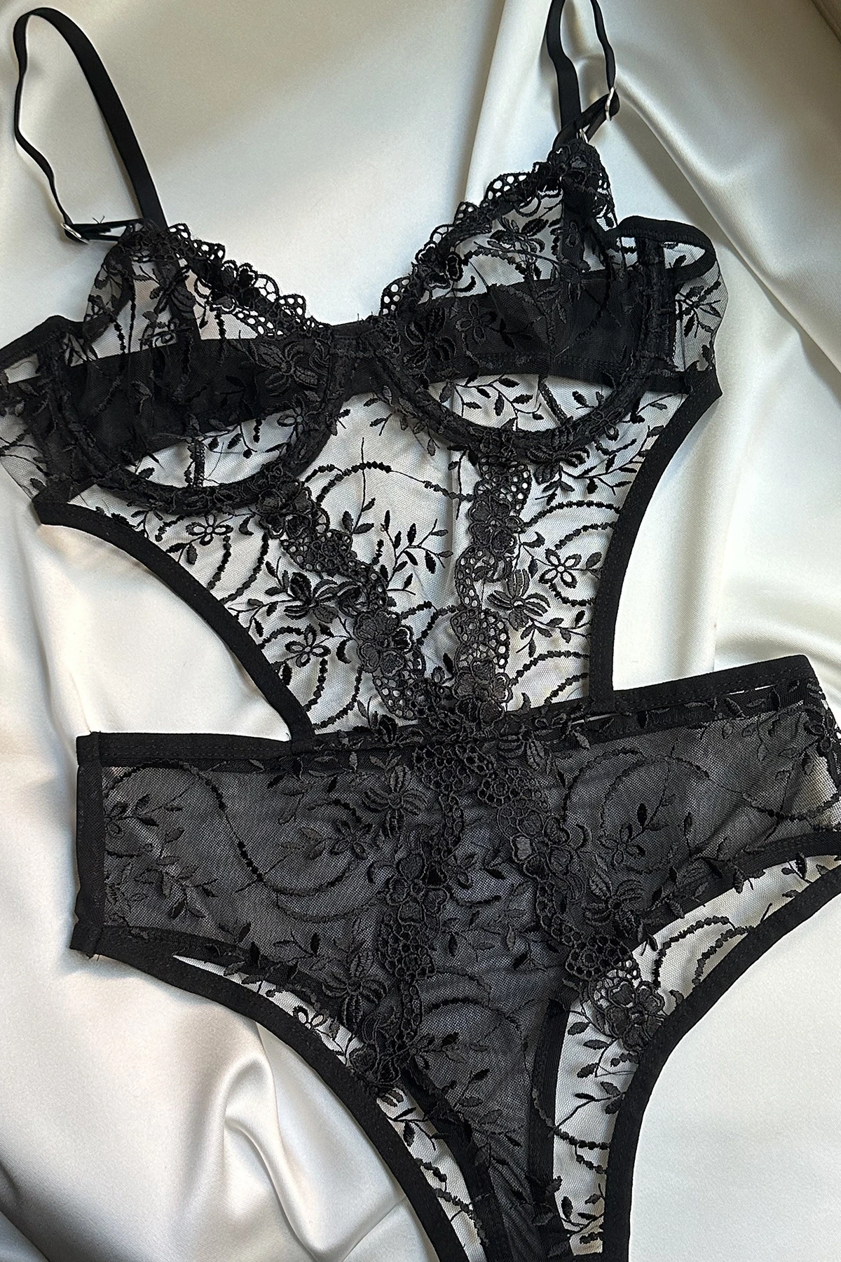 Picture of Black Lace Detail Bodysuit