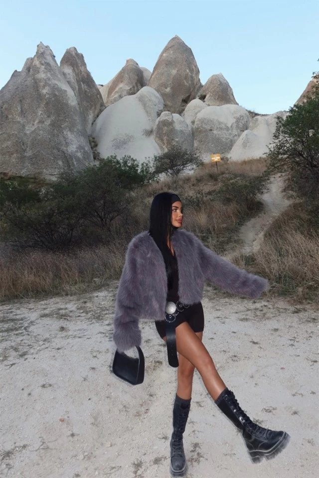 Picture of Anthracite Short Fur