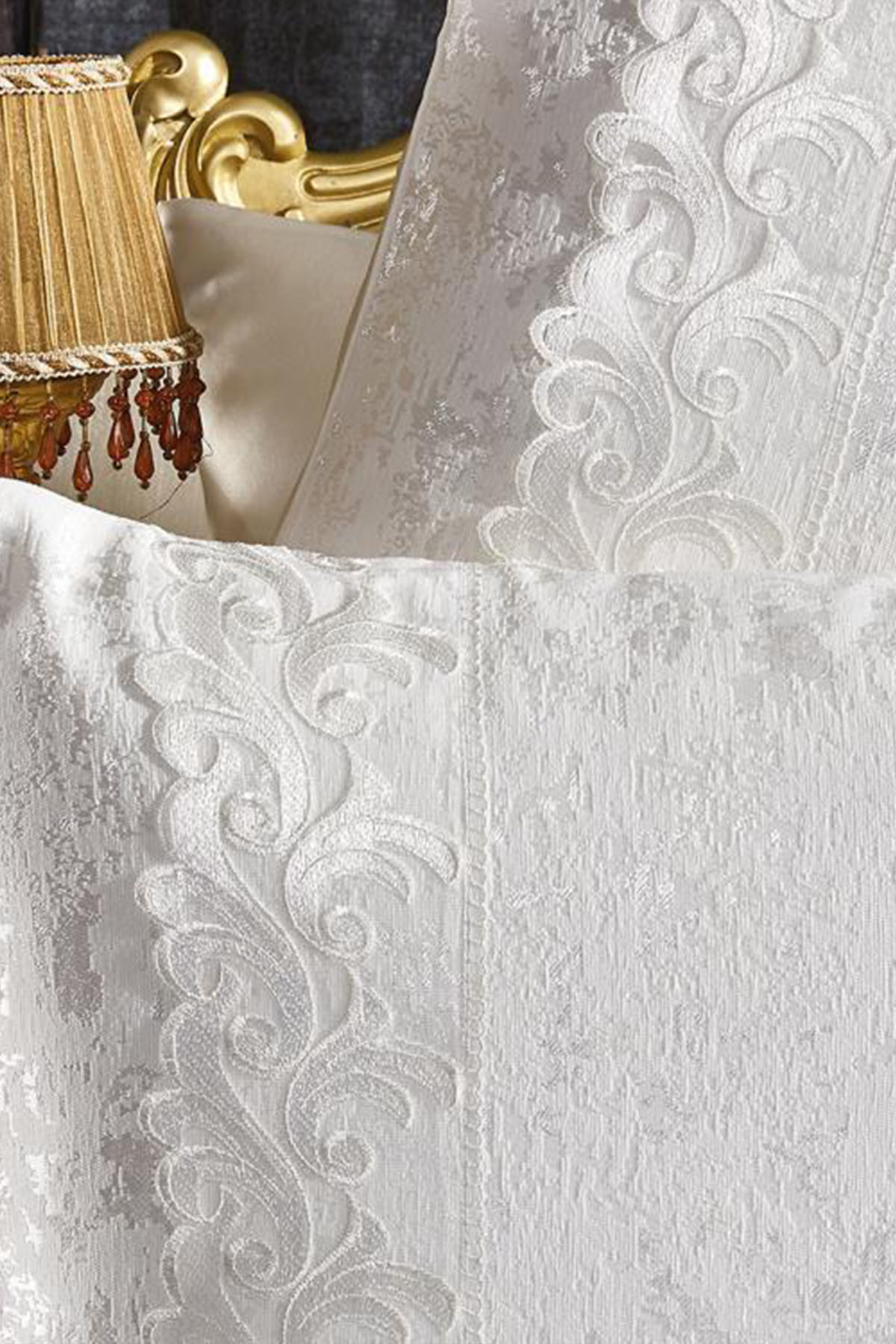 Picture of Çeyiz Diyarı Belinda Tek Kişilik Jakarlı Yatak Örtüsü Krem