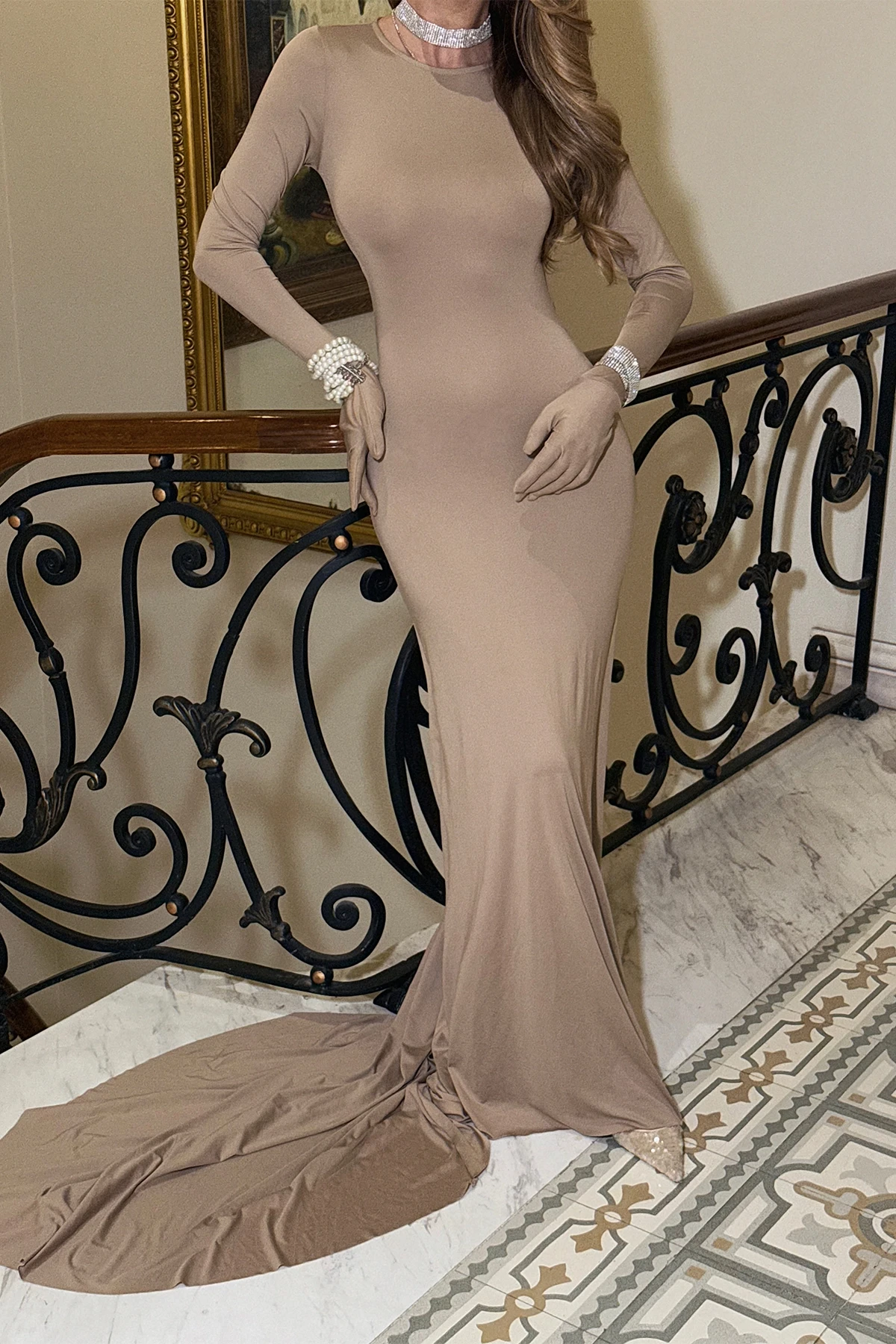 Picture of Beige Maria Long Dress with Low-cut Back and Gloves