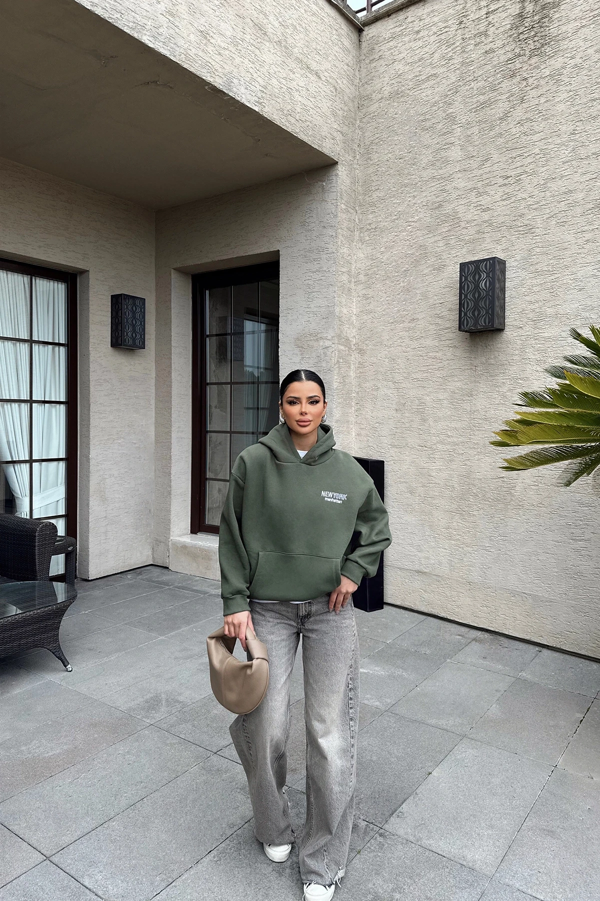 Picture of Khaki New York Written Hooded Sweat