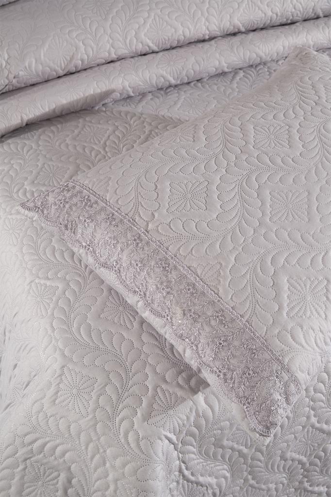 Picture of Zoya Dantelli Kapitoneli Ultrasonik Çift Kişilik Yatak Örtüsü Gri