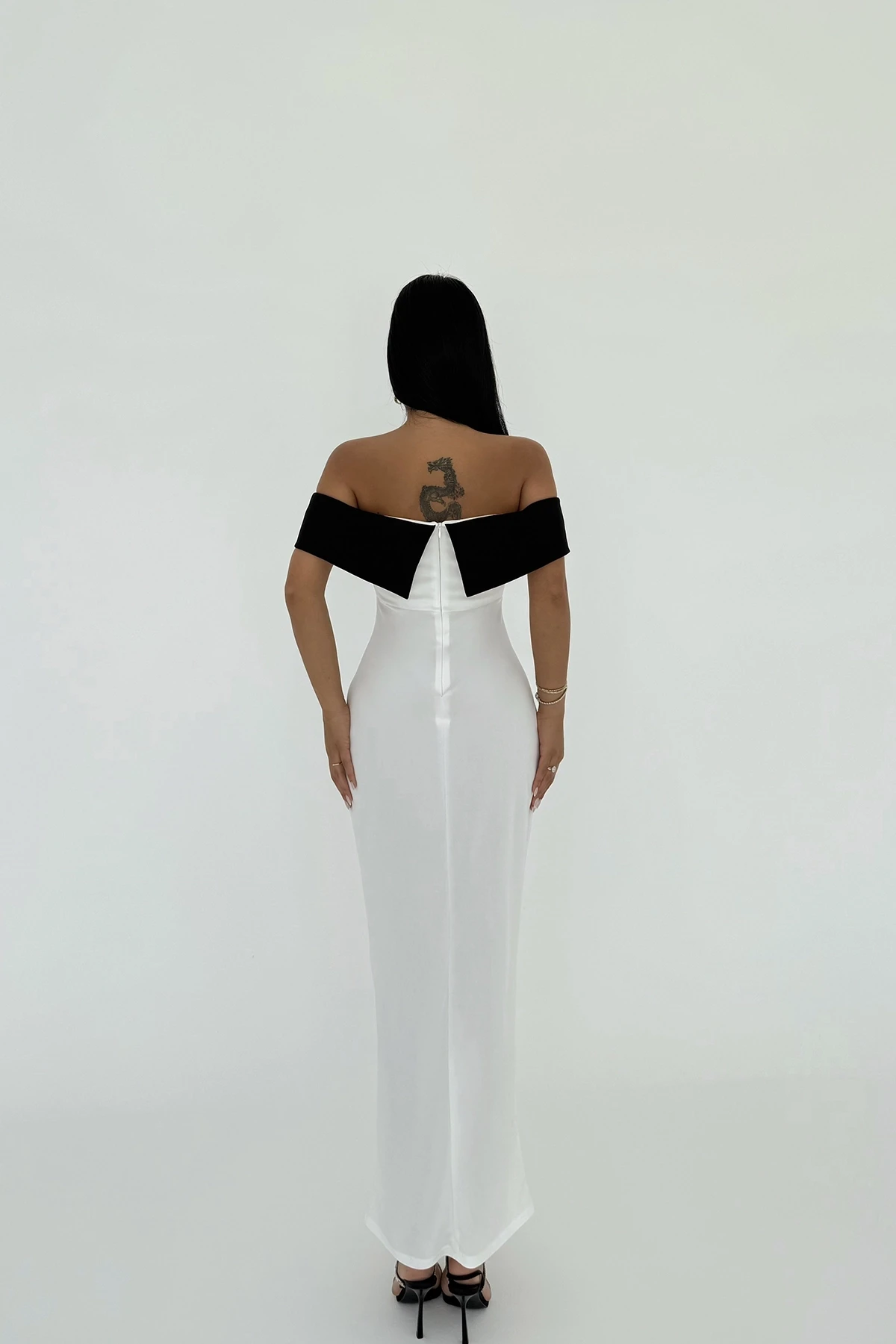 Picture of White Basic Midi Dress