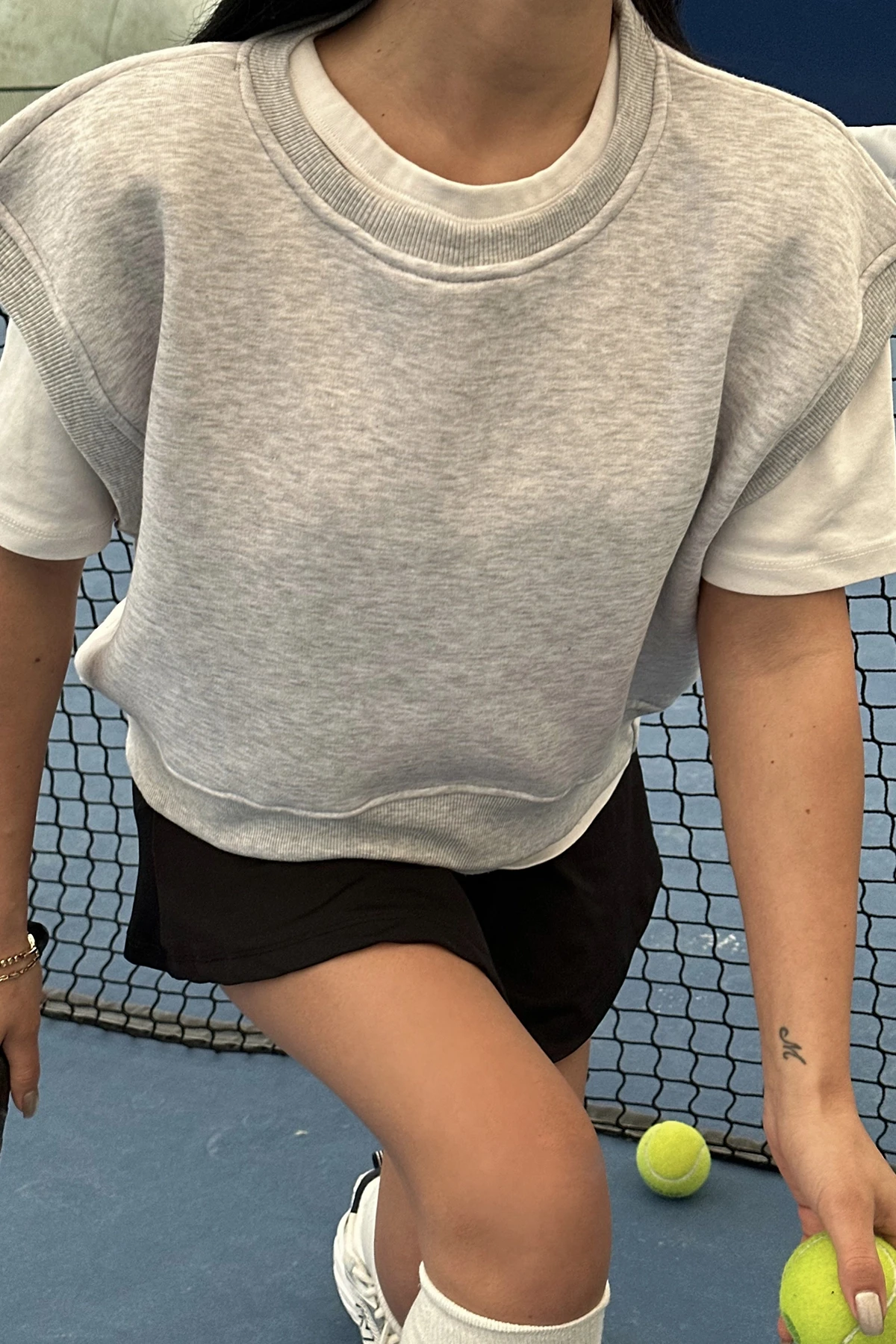 Picture of Gray Alice Zero Sleeve Sweat