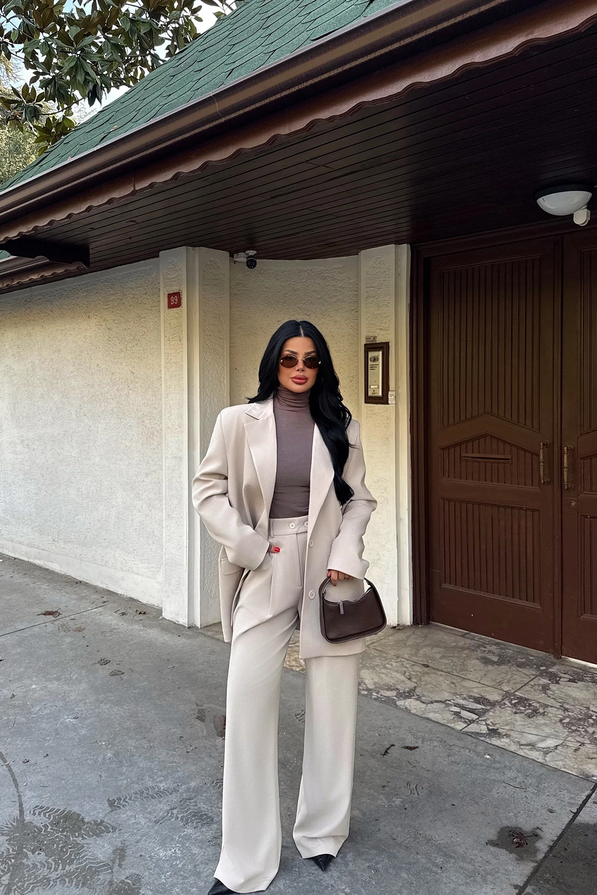 Picture of Cream Button Detail Trousers Suit