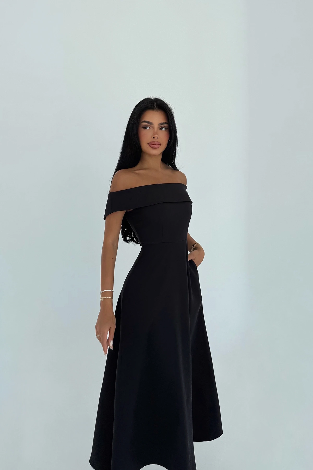 Picture of Black Madonna Collar Dress