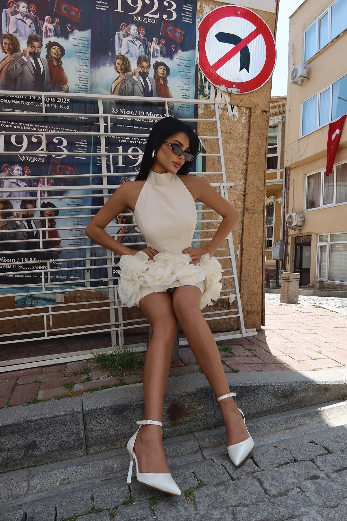 Picture of White High Heels