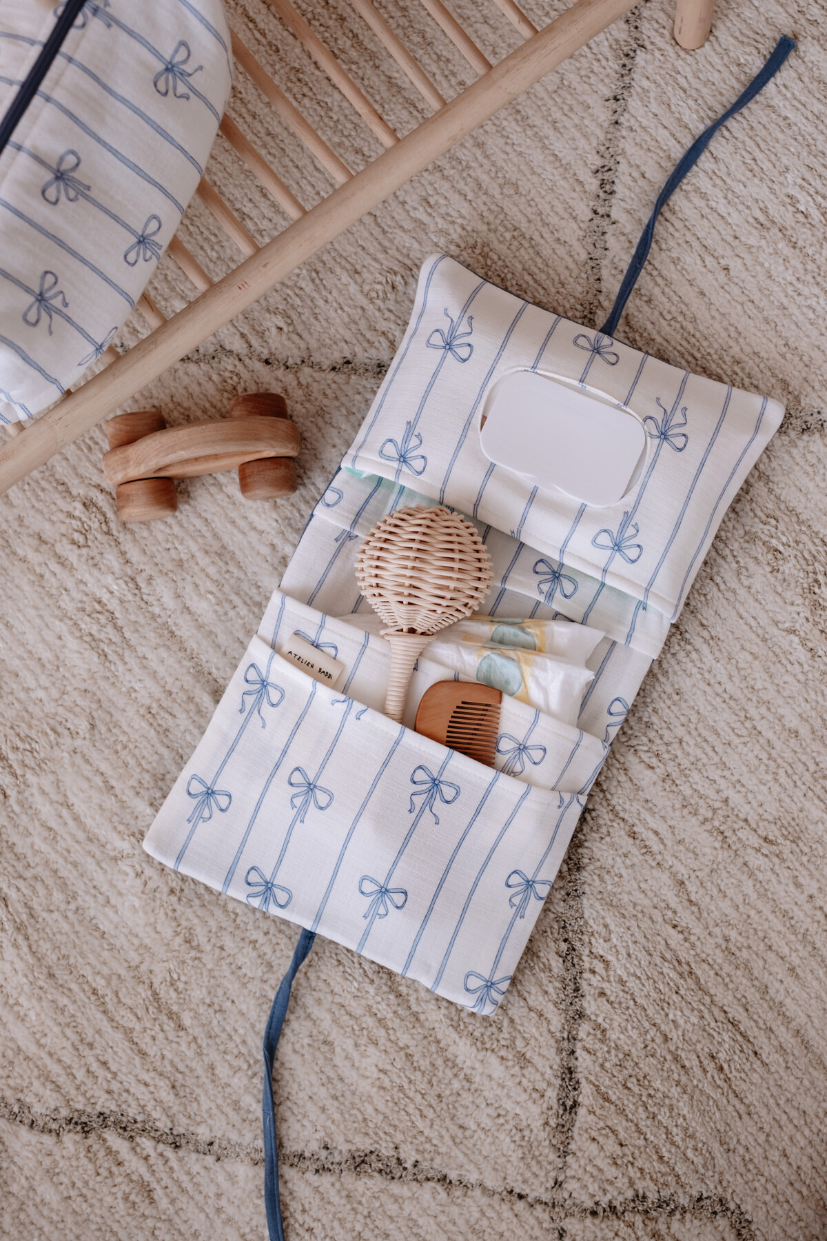 Picture of Müslin Islak Mendil & Bez Çantası - Kurdele / Mavi