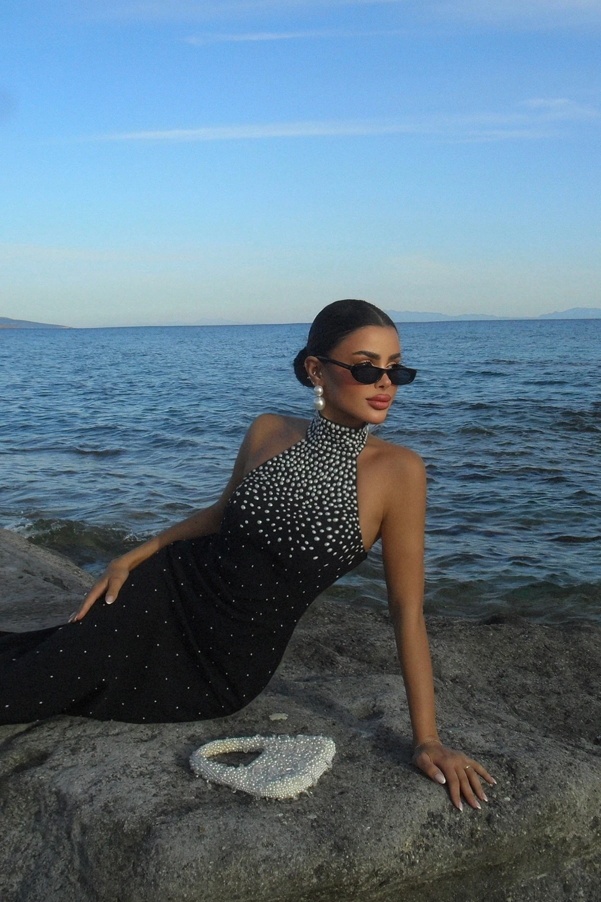 Picture of Black Pearl Detail Dress