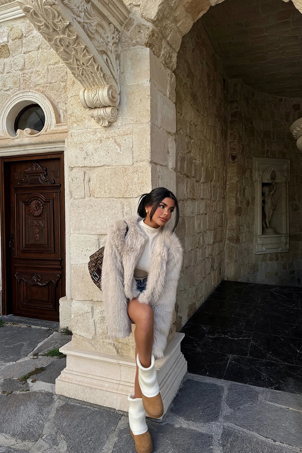 Picture of Cream Short Fur