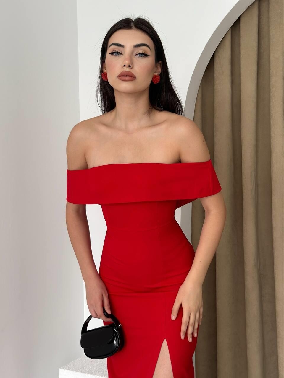 Picture of MADONNA YAKA UZUN ELBİSE