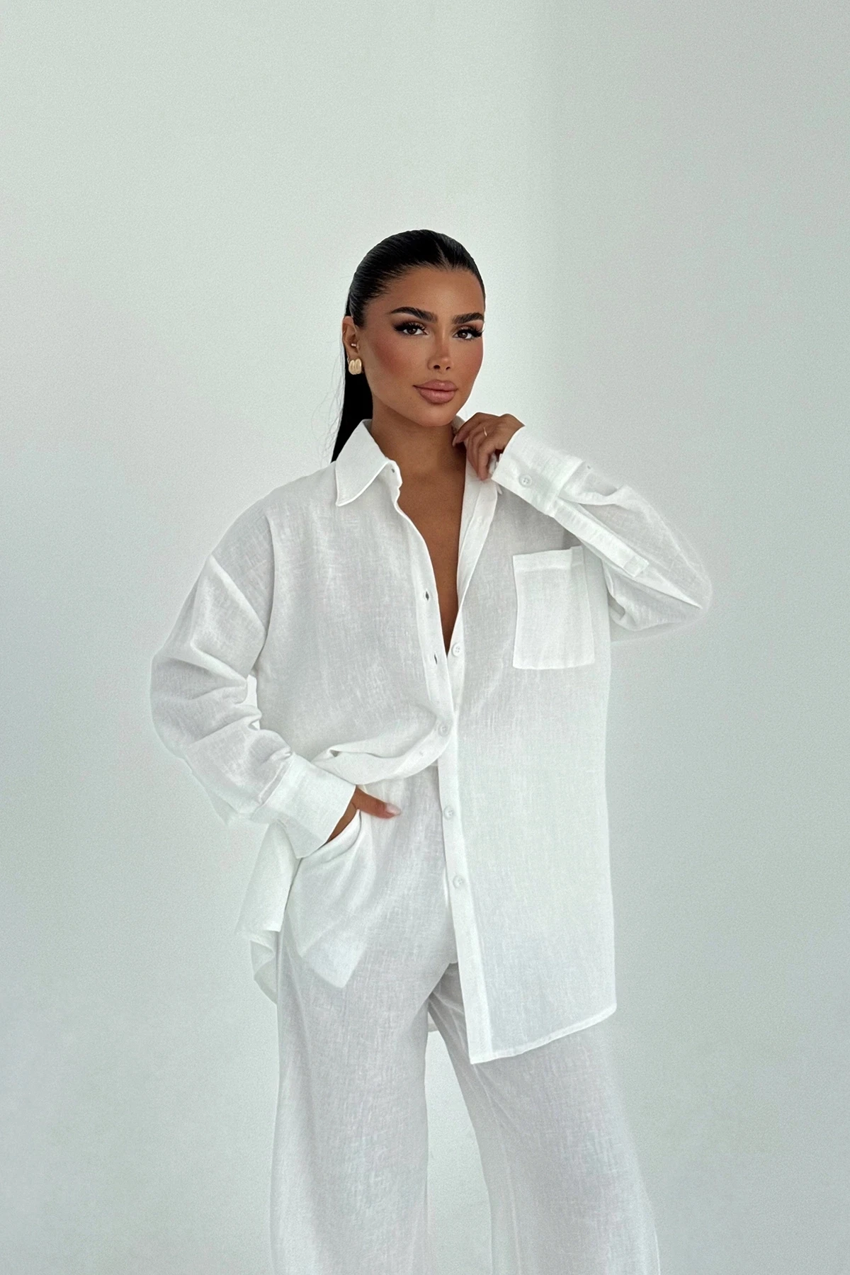 Picture of White Pocket Detail Trouser Suit