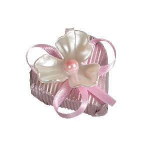 Picture of HEART - HAZELNUT SPRINKLED & GIANDUJA FILLED MILK CHOCOLATE PINK 2Kg