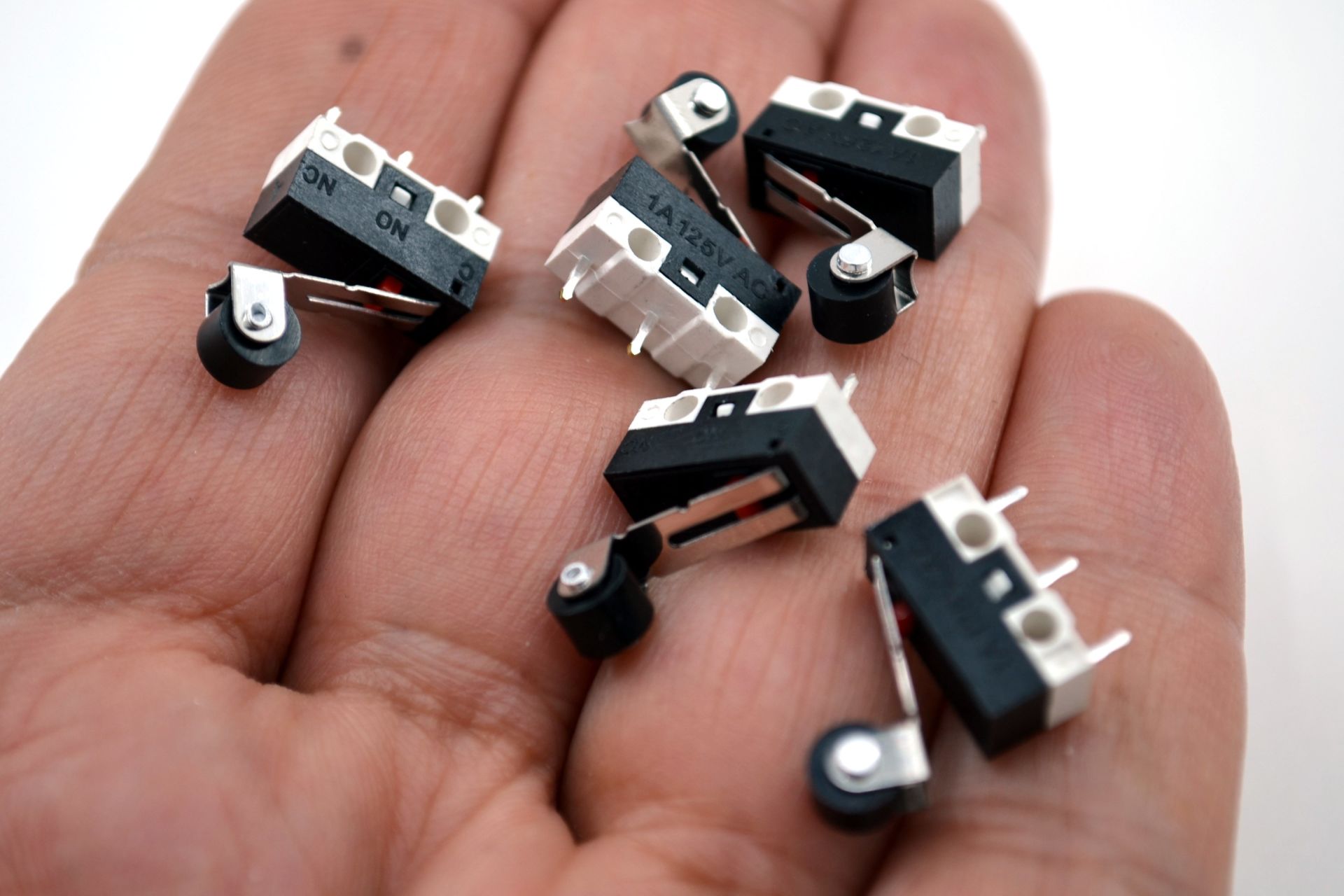 Picture of 5 Adet Mini Micro Switch Makaralı Paletli KW10 Z4P