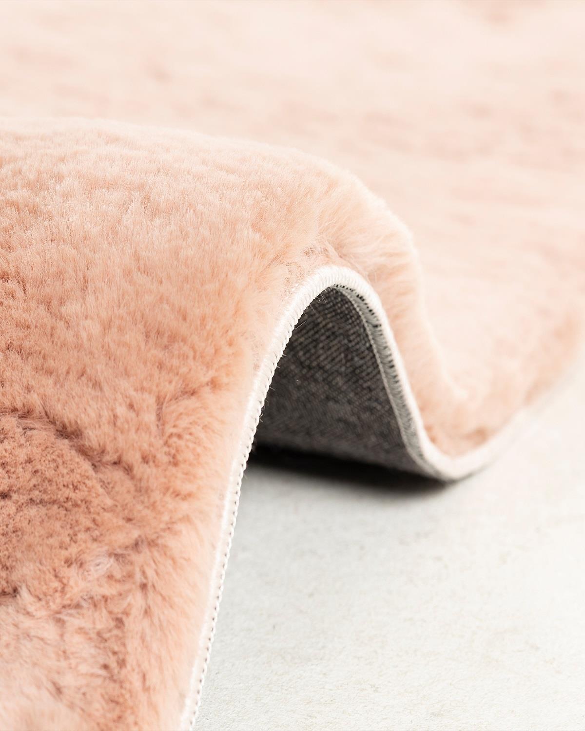 Picture of Jassrug Fuzzy Tavşan Tüyü Kürk Halı 80x150 Pudra