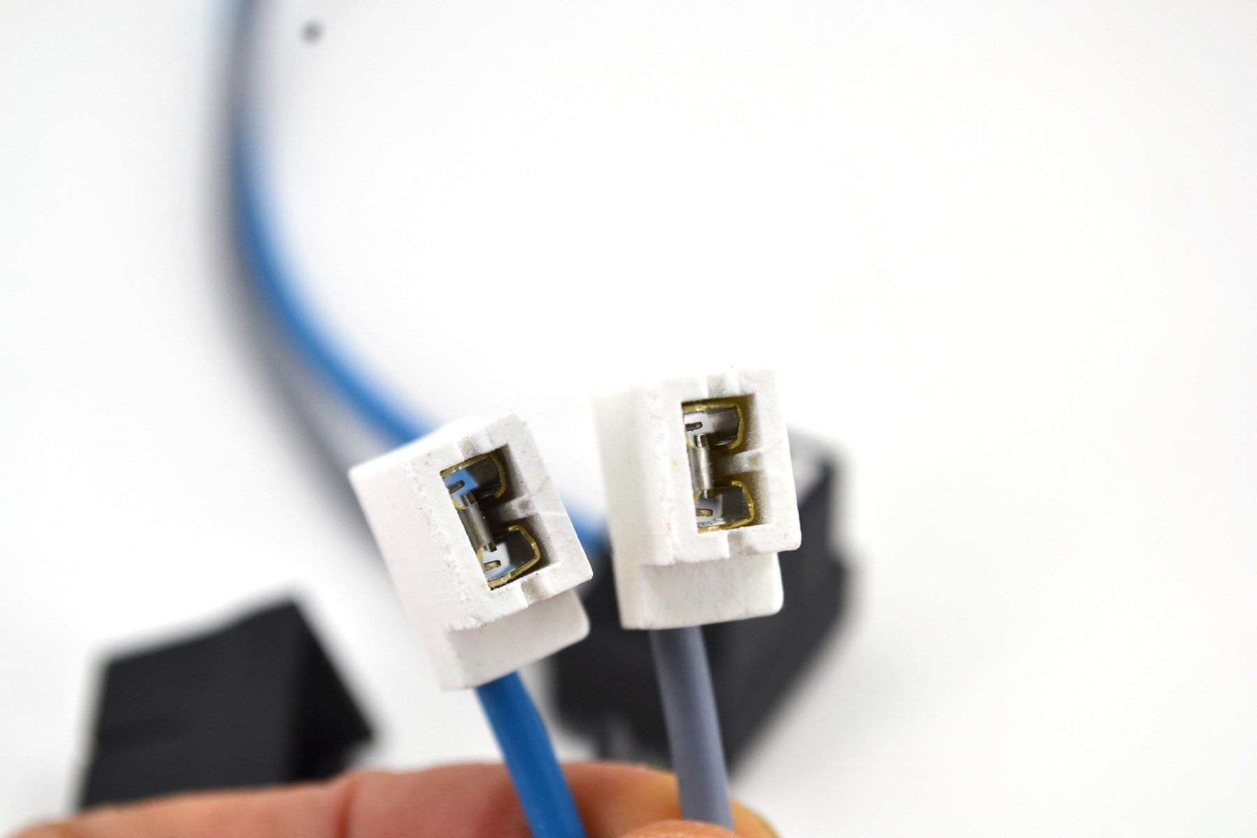 Picture of H7 Far Ampul Duy Soketi Seramik Gümüş Terminal Bakır Kablo