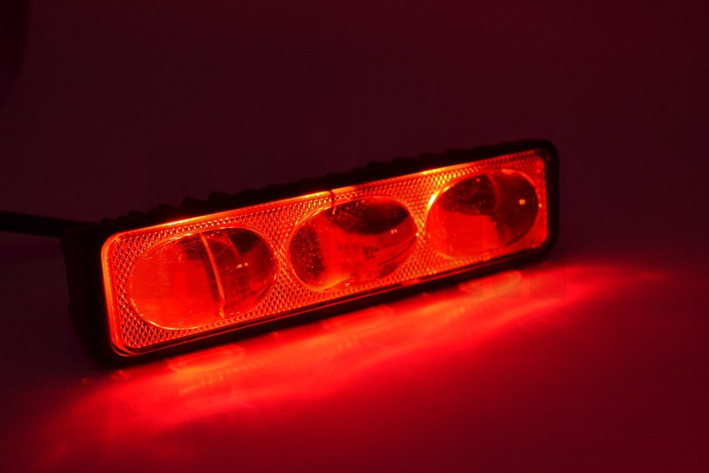 Picture of Red Zone Kırmızı Çizgi Forklift Güvenlik Uyarı Lambası 12V - 80V Led IP67 Mercekle Güçlendirilmiş Keskin Işıklı