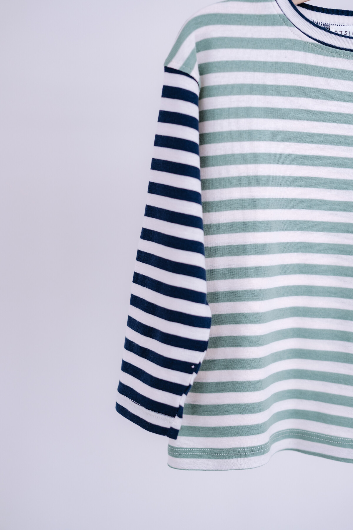 Picture of Uzun Kollu T-Shirt / Yeşil Çizgili