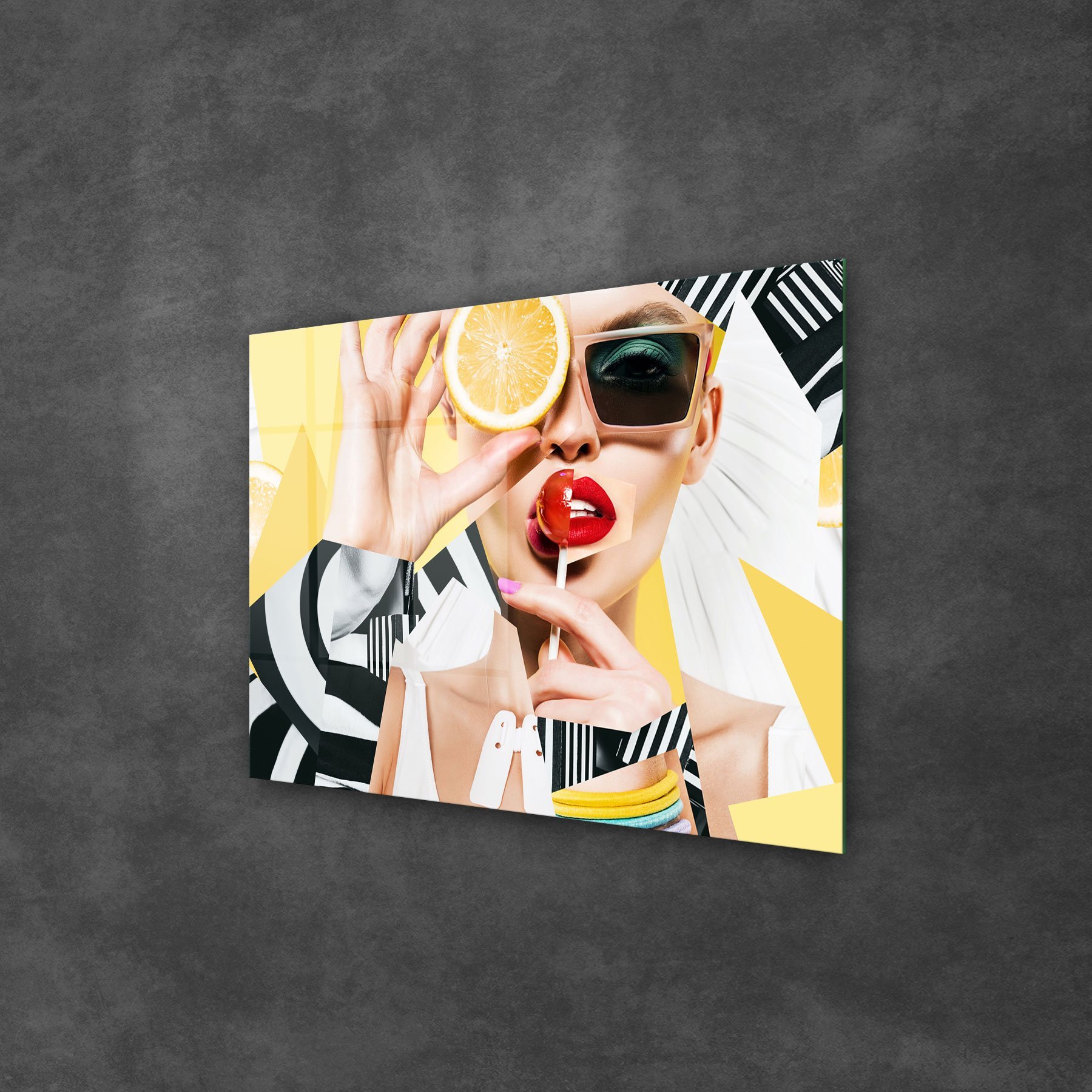 Picture of Decovetro Cam Tablo New Pop Art Woman Candy 70x100 cm