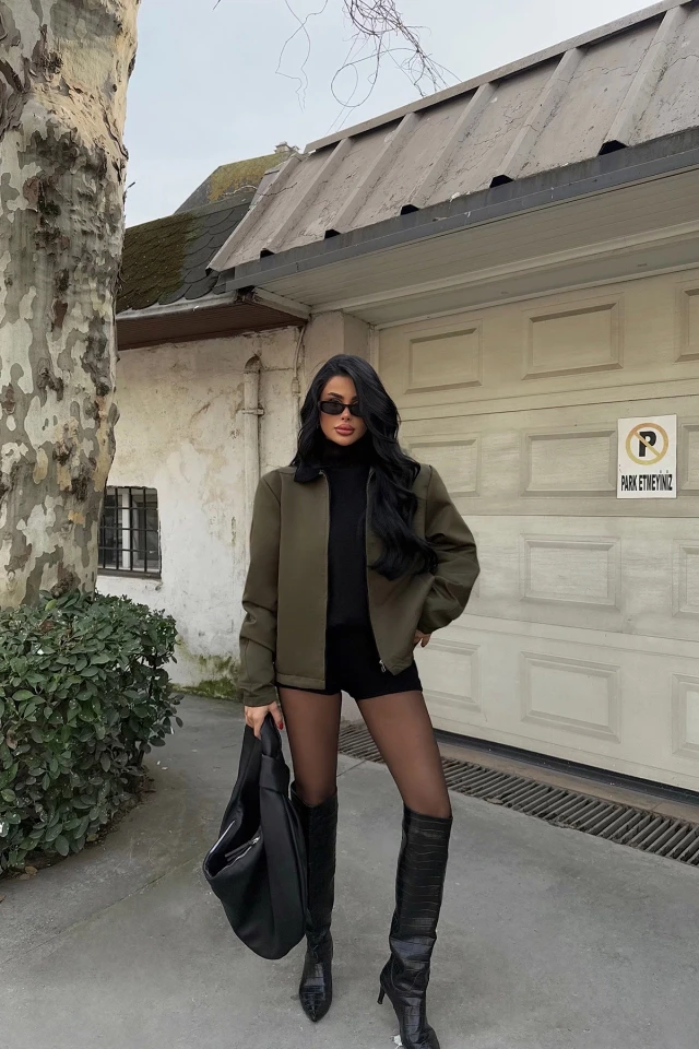 Picture of Khaki Pocket Detailed Zippered Jacket