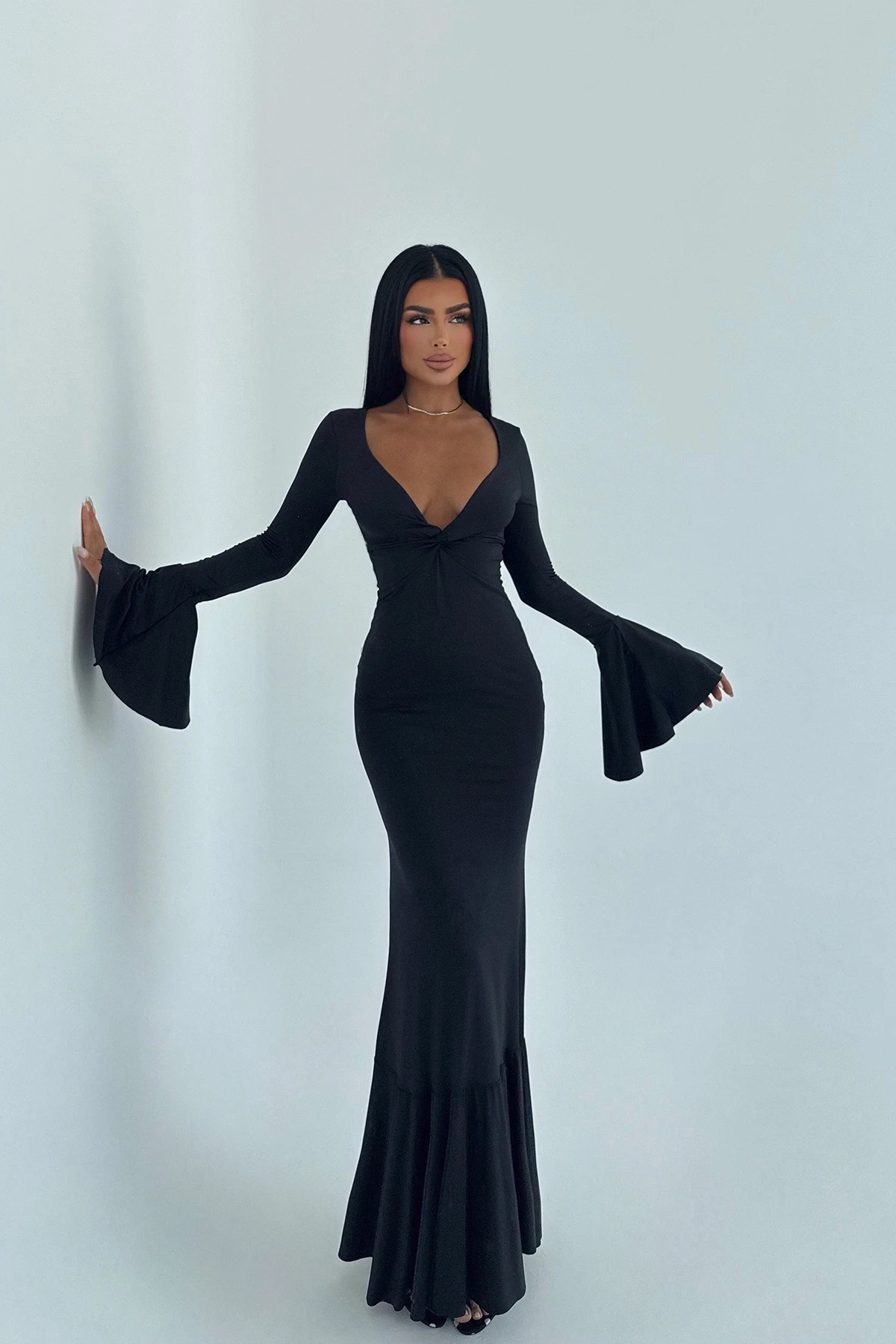Picture of Black Long Sleeve Dress