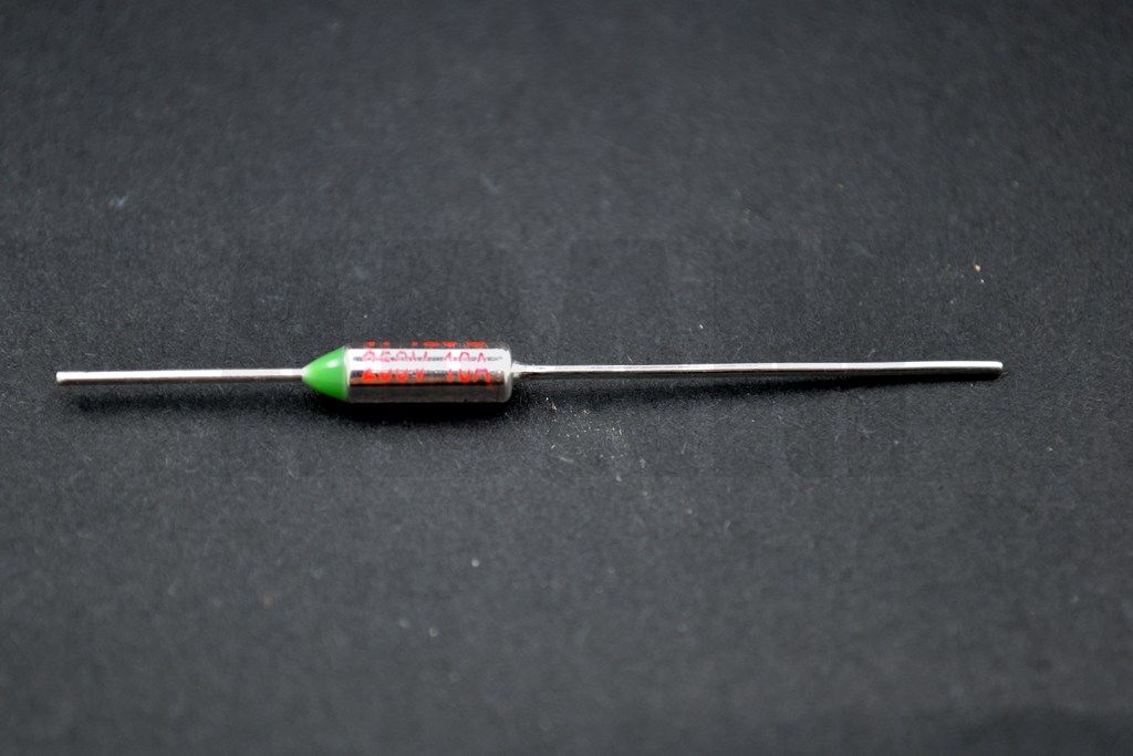 Picture of 120˚C Termik Sigorta Direnç Tip MT-TD120