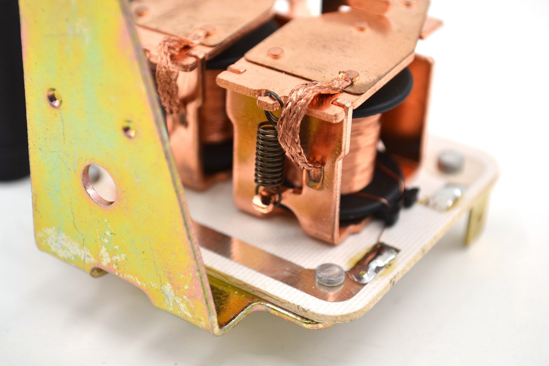 Picture of Çift Bobinli Far Rölesi Güçlendirici Koruyucu Röle